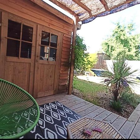 Chambre Dans Atelier D'Artiste Bed & Breakfast Льо Ман Екстериор снимка